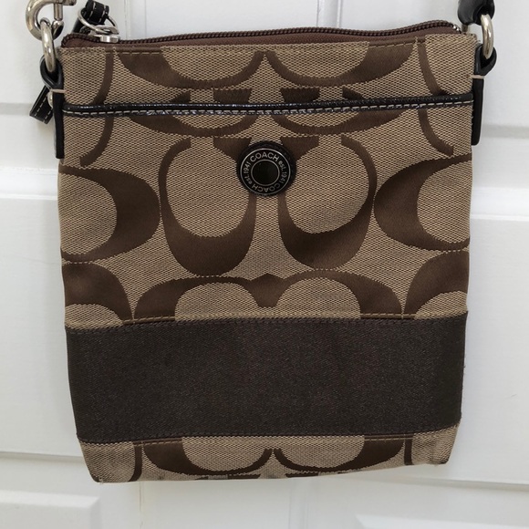 Coach Handbags - Crossbody Coach Purse
